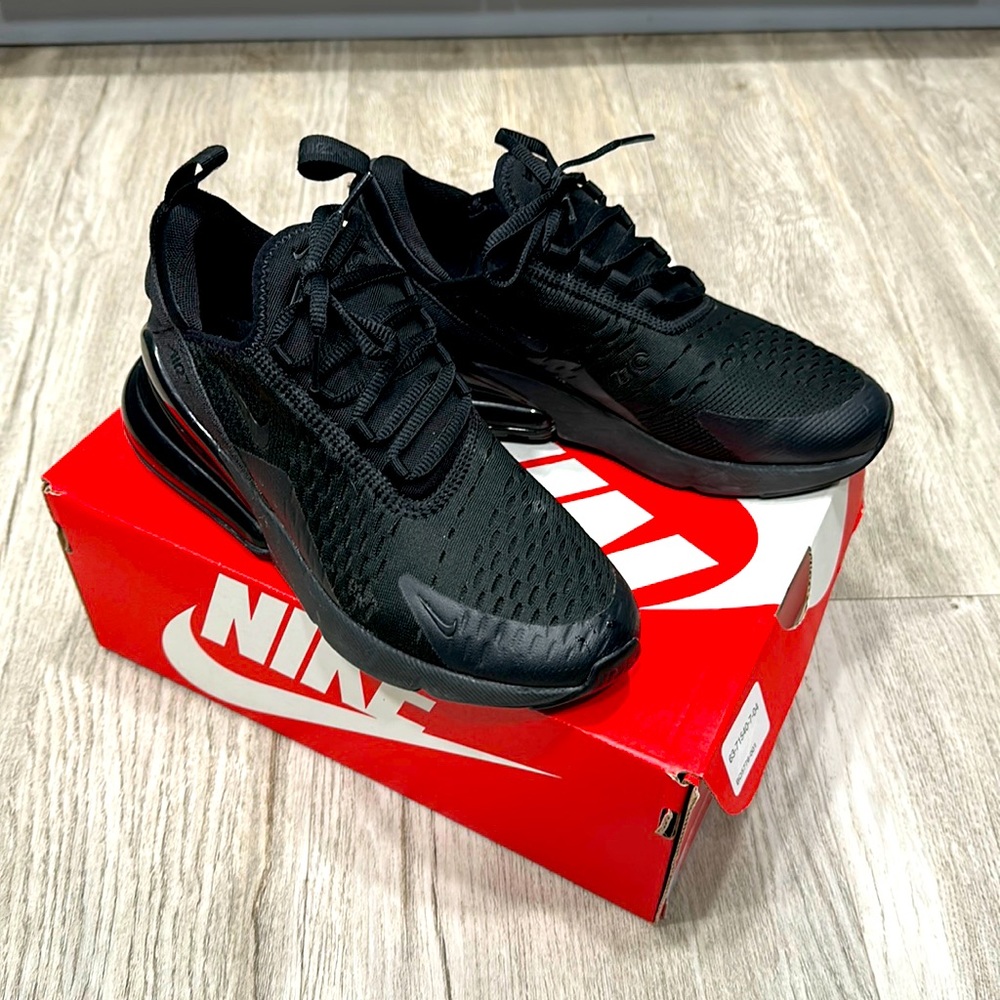 Nike Air max 270 size 5 youth